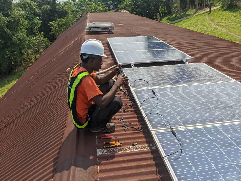Installation of 10 Solar Systems for Health Centers in Kikwit 5.0