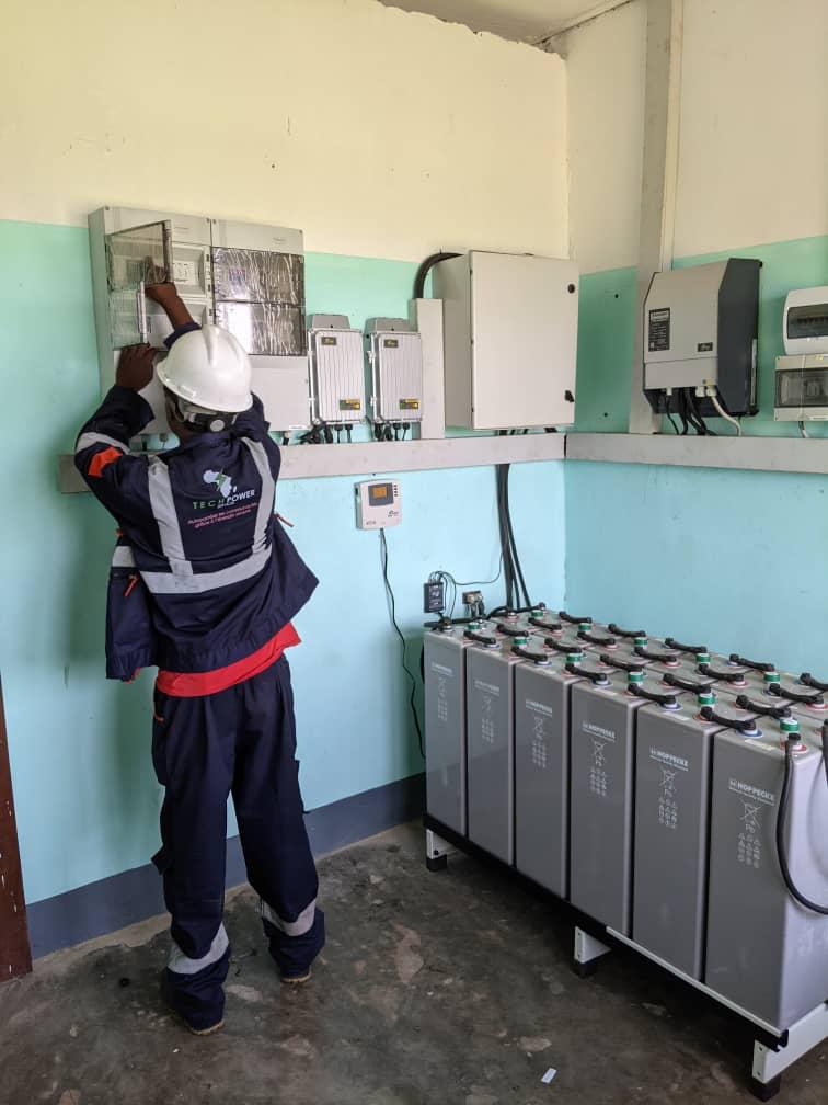 Installation of 10 Solar Systems for Health Centers in Kikwit 6.0